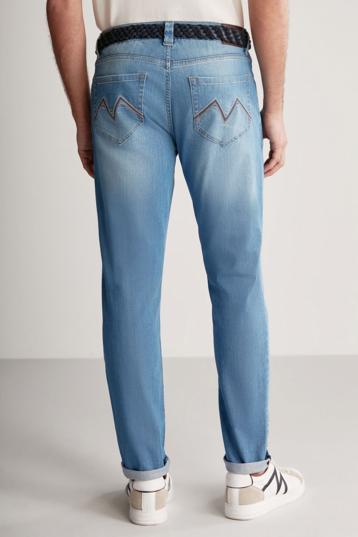 Slim Fit Açık Mavi Denim Pantolon