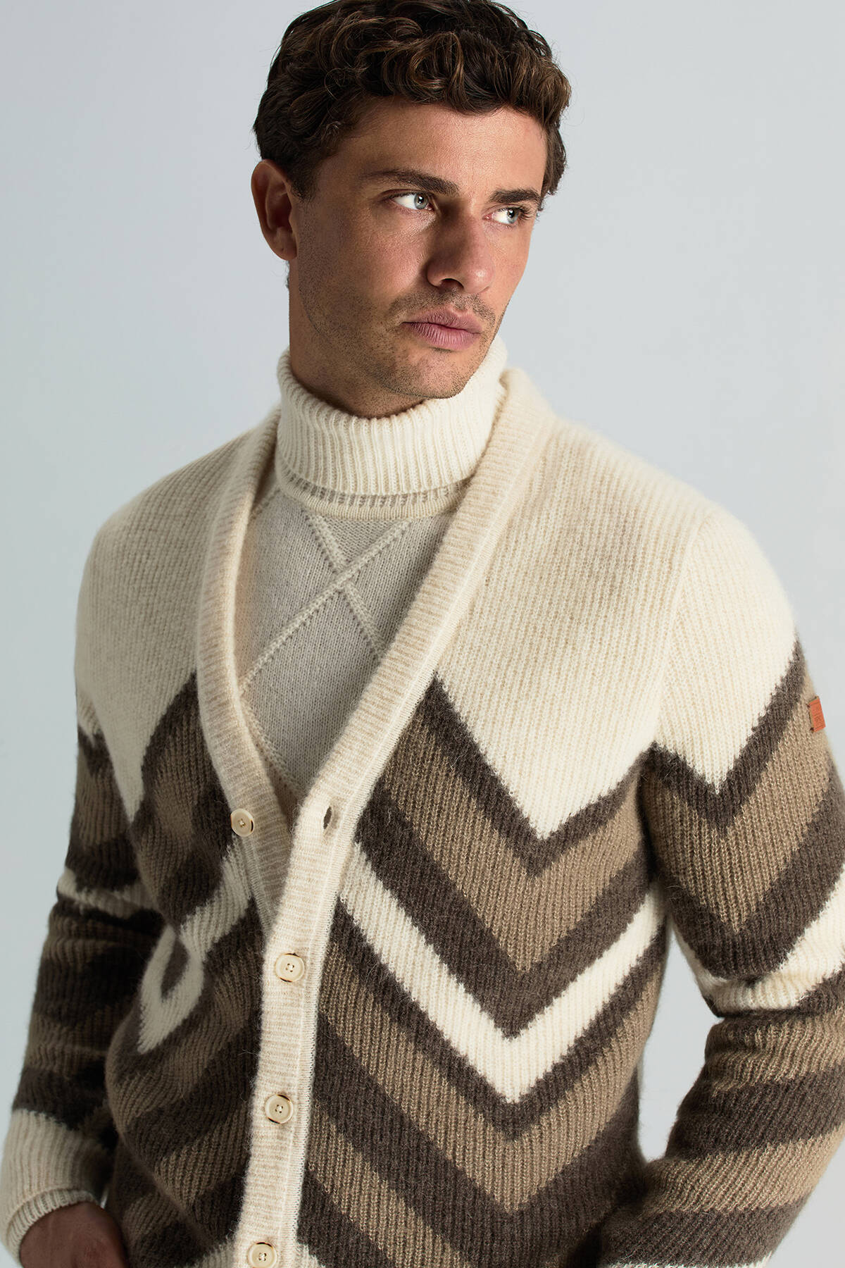 Alpaka Yün Kaşmir Karışım Zigzag Desen Bej Camel Düğmeli Hırka