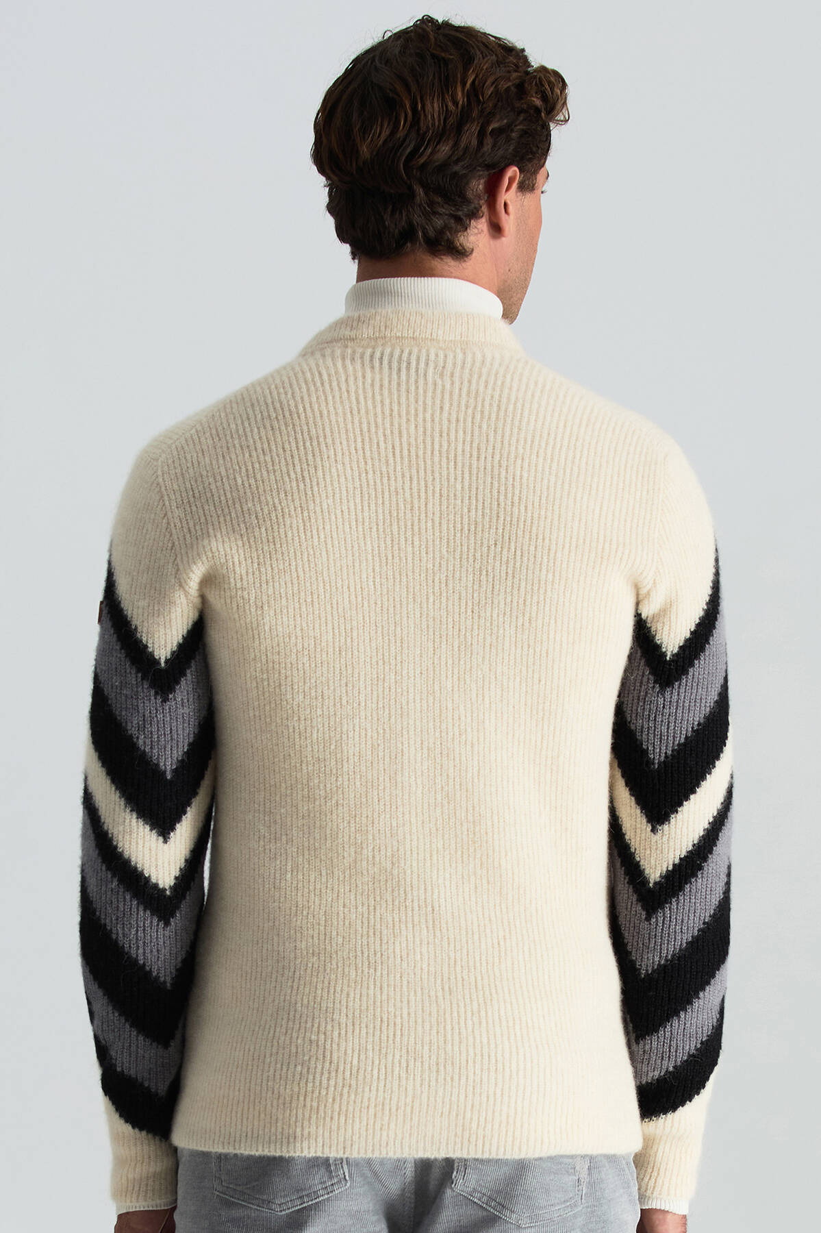 Alpaka Yün Kaşmir Karışım Zigzag Desen Bej Gri Düğmeli Hırka