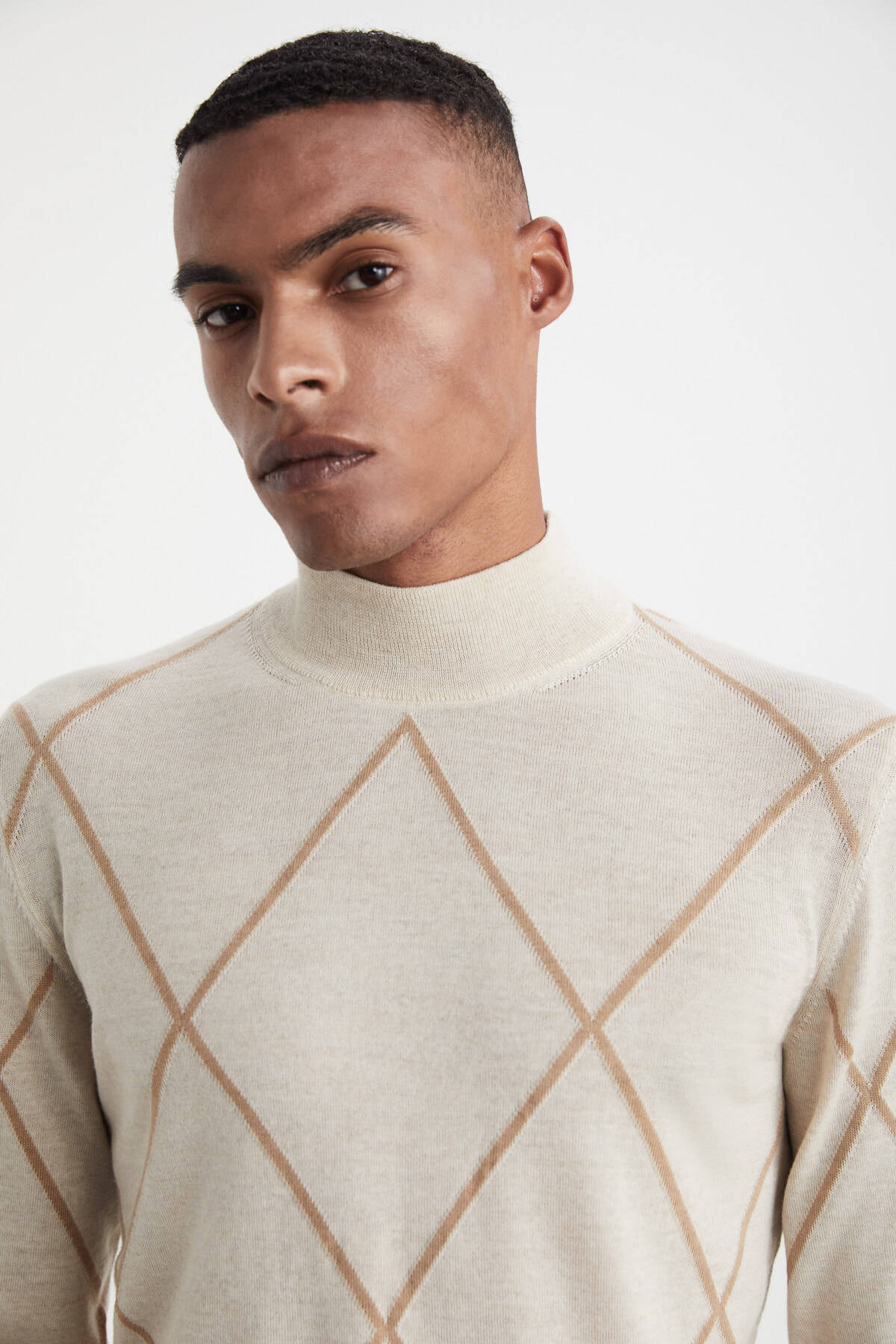 Baklava Desen Lupetto Yaka Merino Yün Açık Bej Triko
