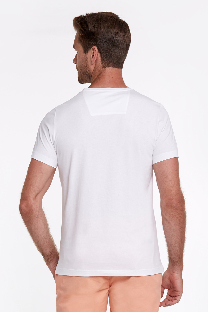 Hemington Baskı Logolu Kırık Beyaz Bisiklet Yaka T-Shirt. 4