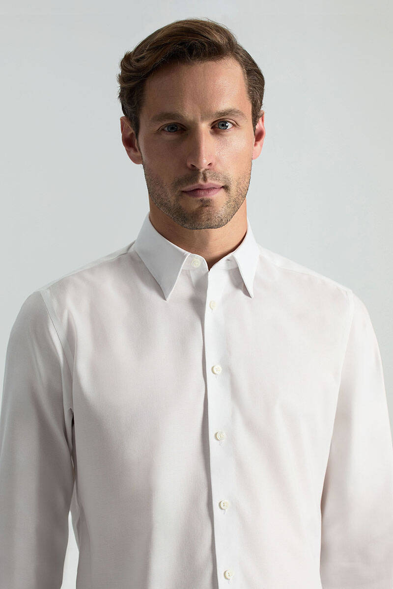 Kuş Gözü Dokulu Non-Iron Business Gizli Düğme Beyaz Gömlek