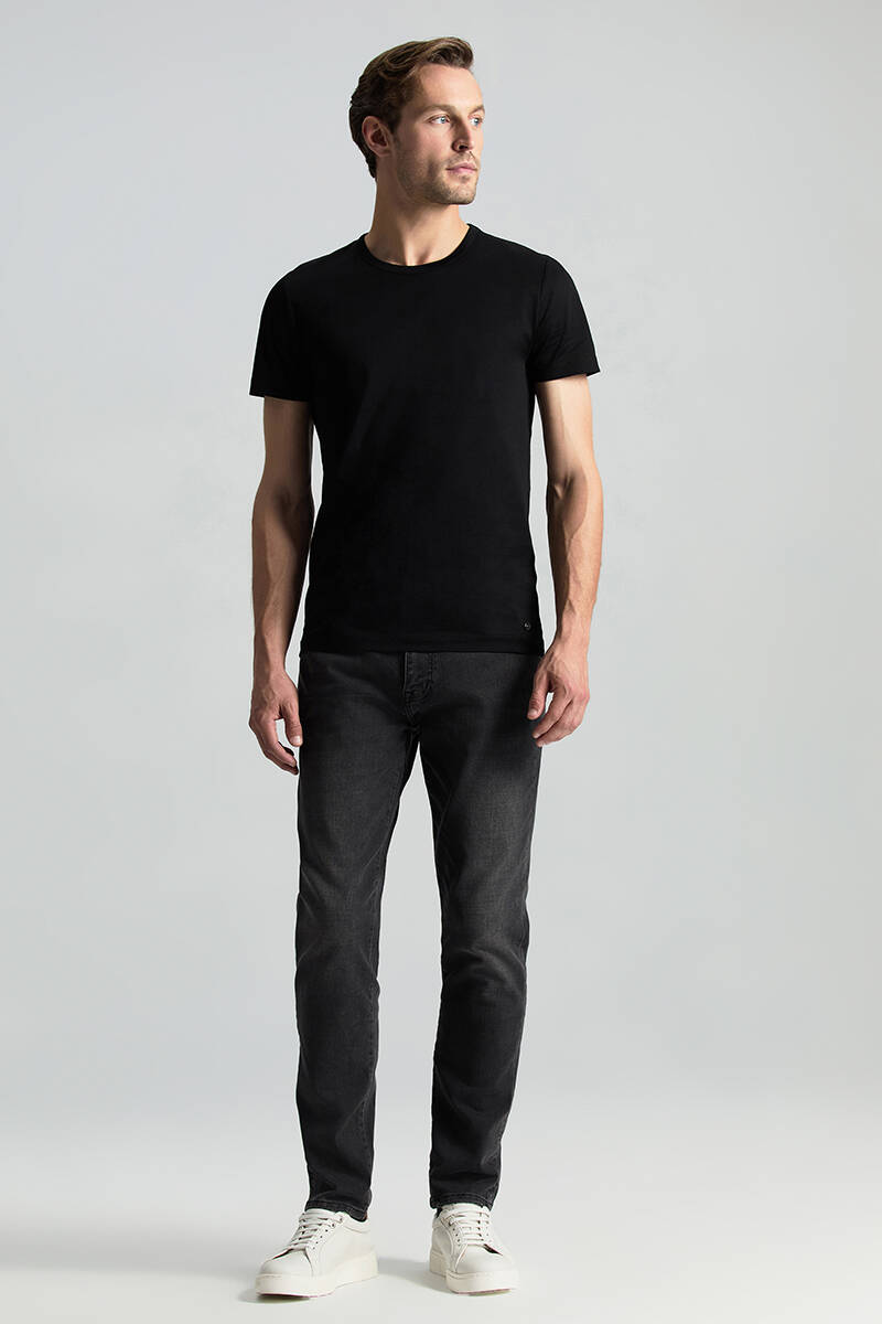 Bisiklet Yaka Siyah Basic T-Shirt