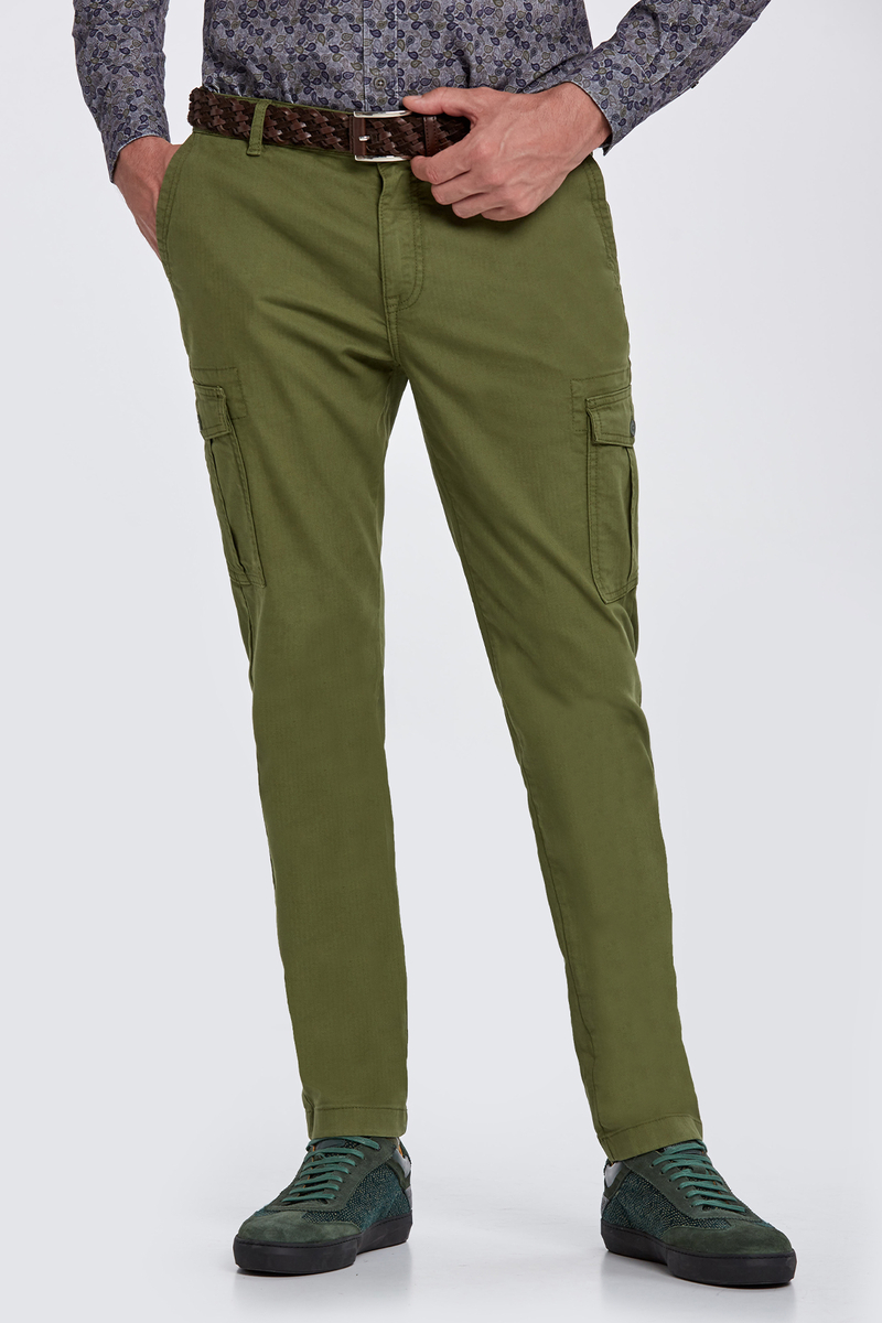Hemington Cep Detaylı Yeşil Kargo Pantolon. 1