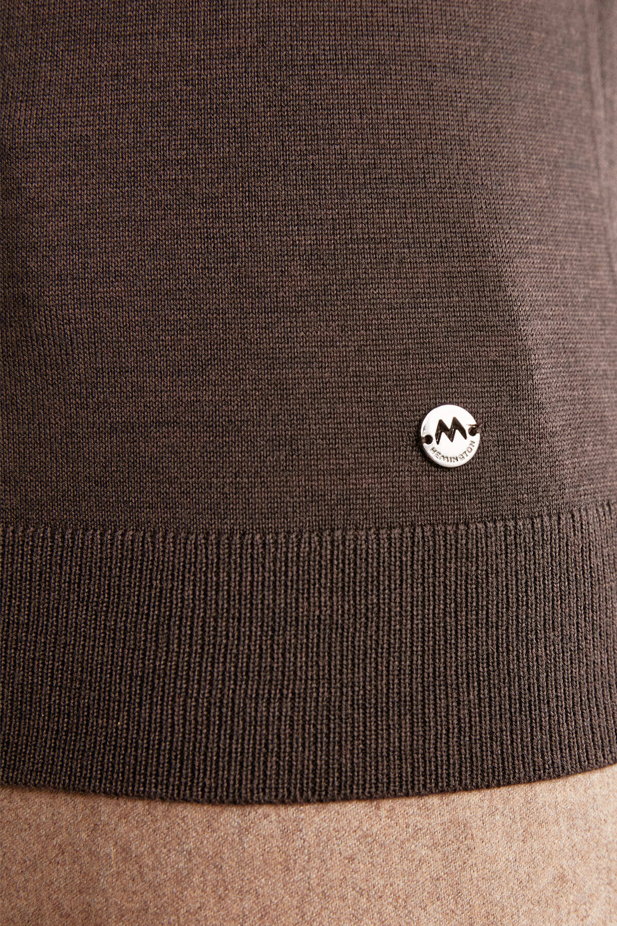 Desenli Kahverengi-Pembe Lupetto Yaka Merino Yün Triko