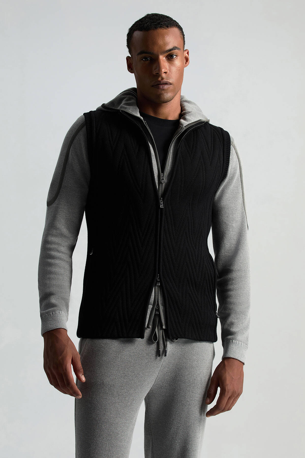 Ekru Activewear Merino Yün Siyah Yelek