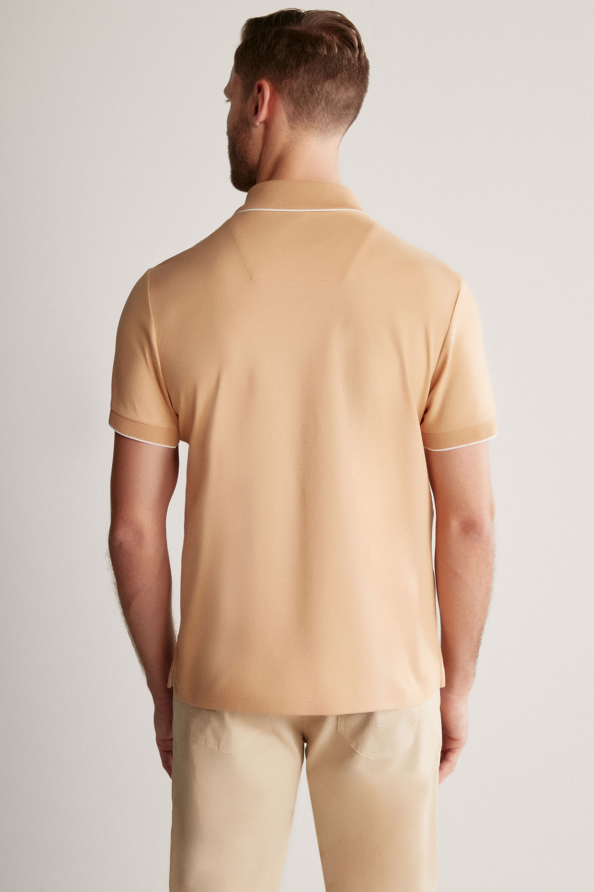 Fermuar Detaylı Kum Rengi Polo Yaka T-Shirt