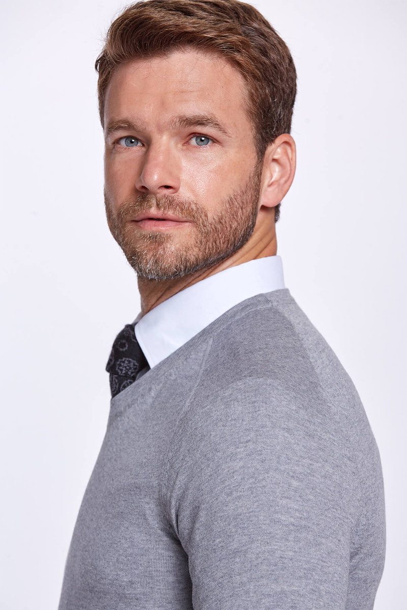 Hemington V Yaka Slim Fit Açık Gri Merino Yün Triko. 6 Hemington V Yaka Slim Fit Açık Gri Merino Yün Triko. 6