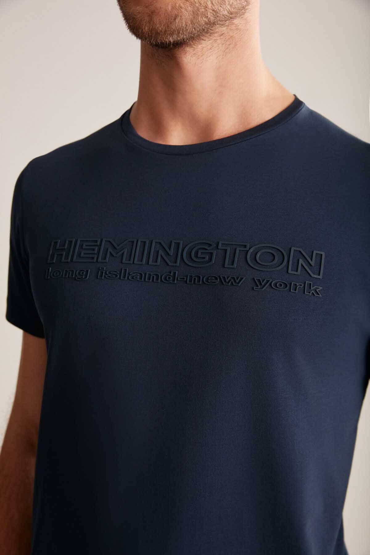 Hemington Kabartma Baskılı Lacivert Pima Pamuk T-Shirt