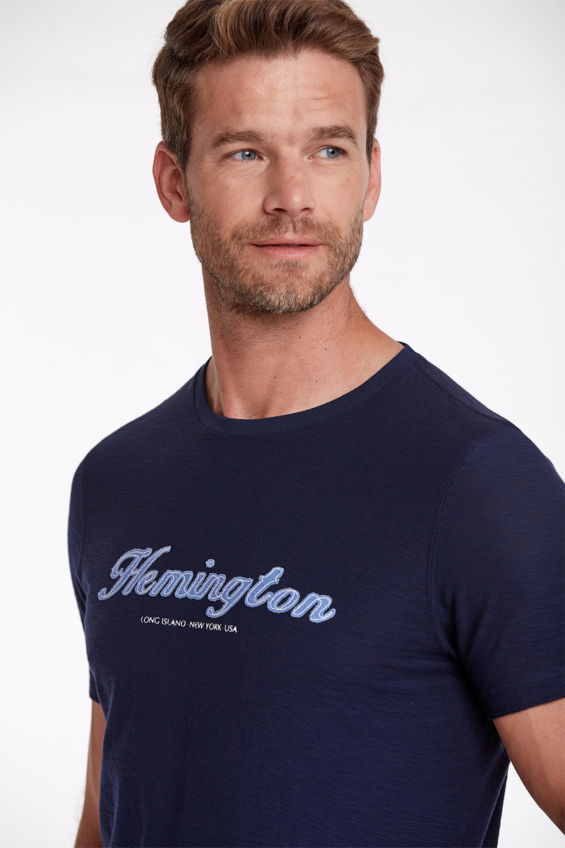 Hemington Logolu Bisiklet Yaka Lacivert Pamuk T-Shirt. 6 Hemington Logolu Bisiklet Yaka Lacivert Pamuk T-Shirt. 6