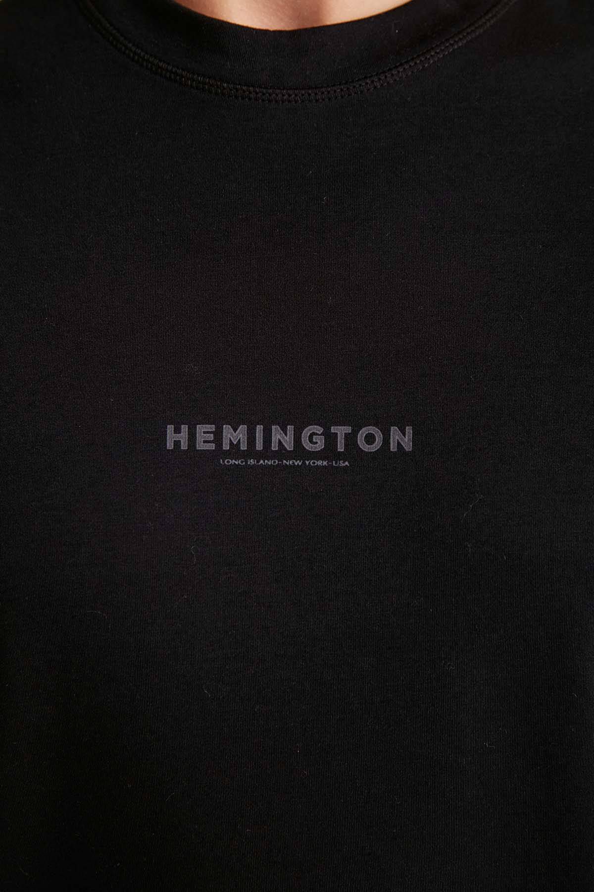 Hemington Logolu Bisiklet Yaka Siyah T-Shirt