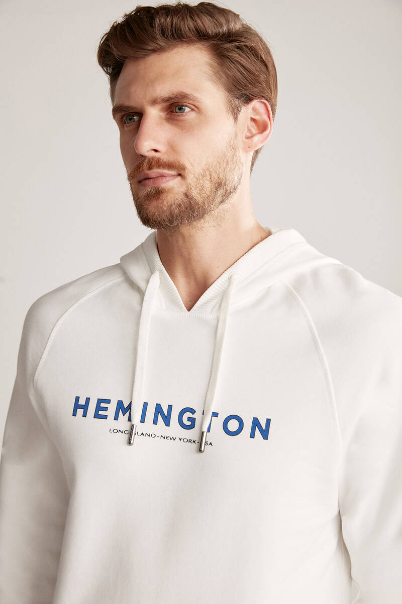 Hemington Logolu Kapüşonlu Beyaz Hoody. 4