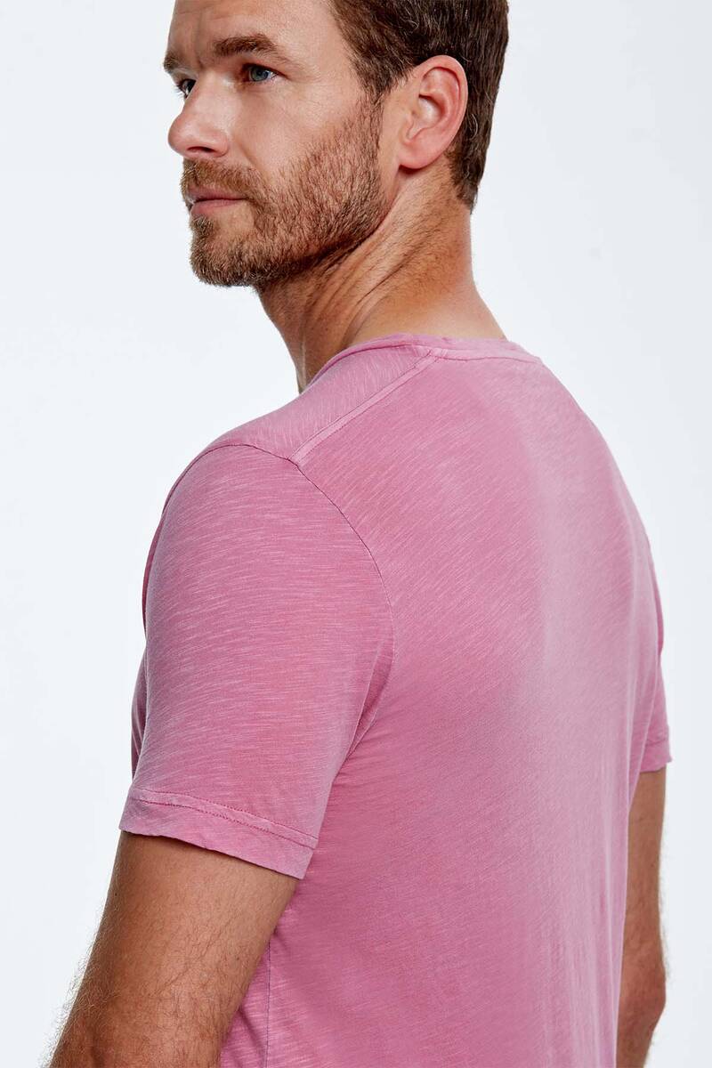 Hemington Nakış Logolu Bisiklet Yaka Pembe Pamuk T-Shirt. 3 Hemington Nakış Logolu Bisiklet Yaka Pembe Pamuk T-Shirt. 3