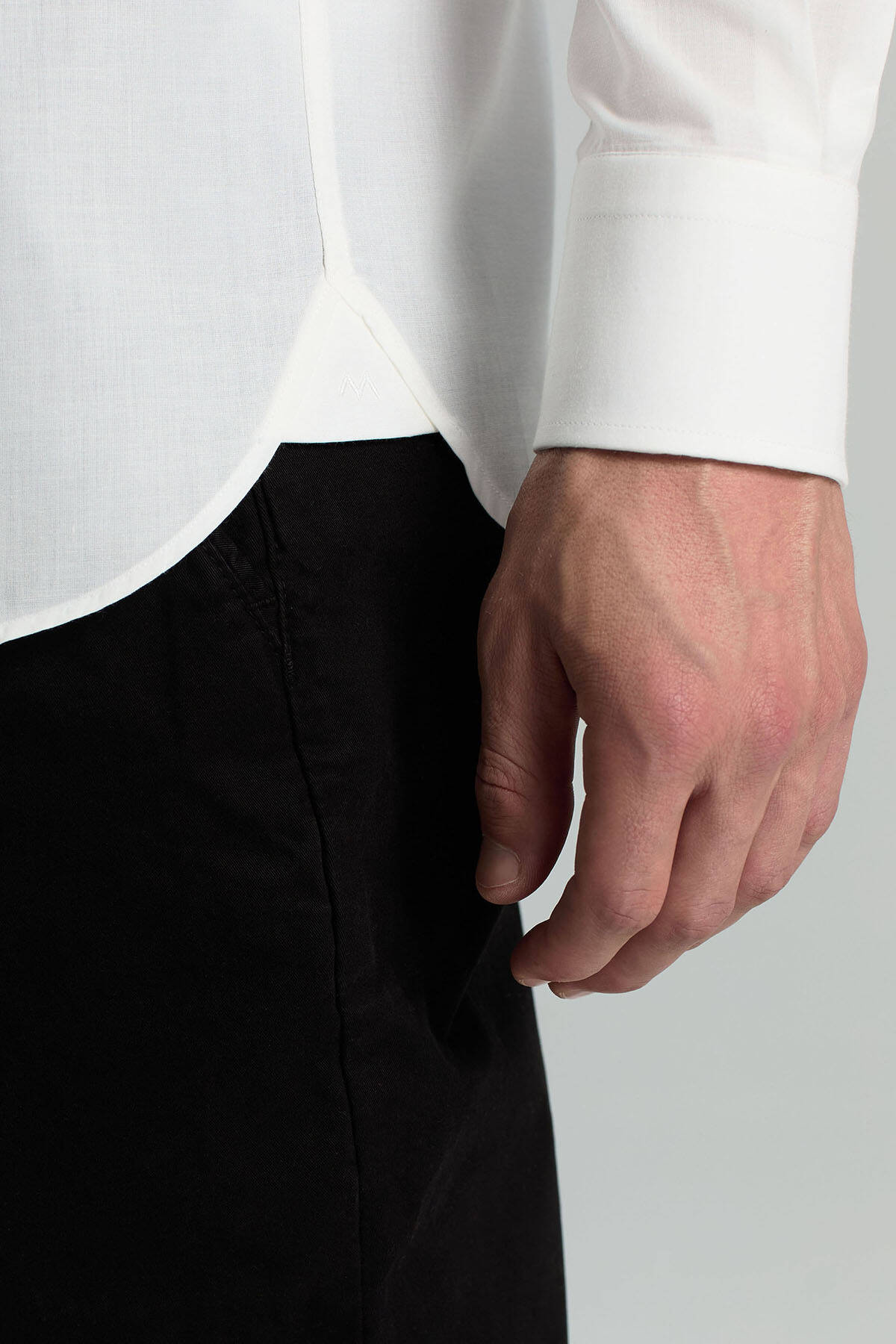 İpek Pamuk Karışım İtalyan Yaka Beyaz Gömlek