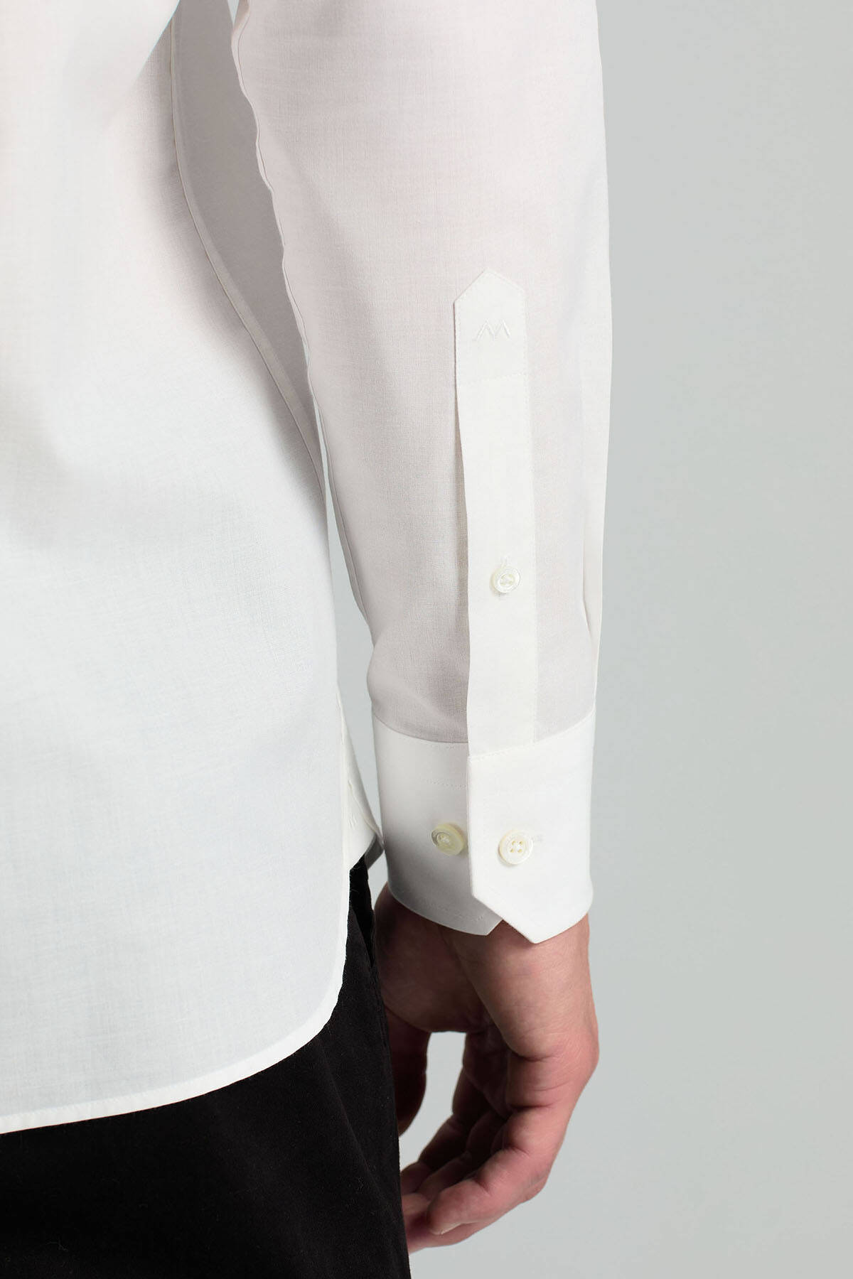 İpek Pamuk Karışım İtalyan Yaka Beyaz Gömlek