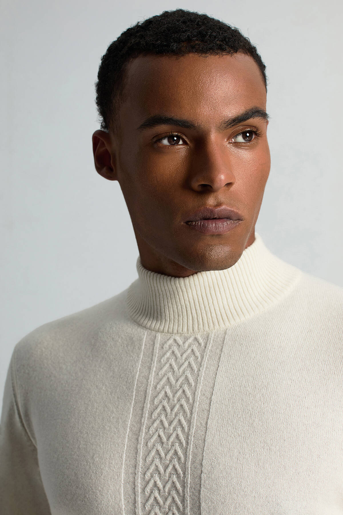 Kaşmir-İpek-Yün Karışım Lupetto Yaka Ekru Kazak