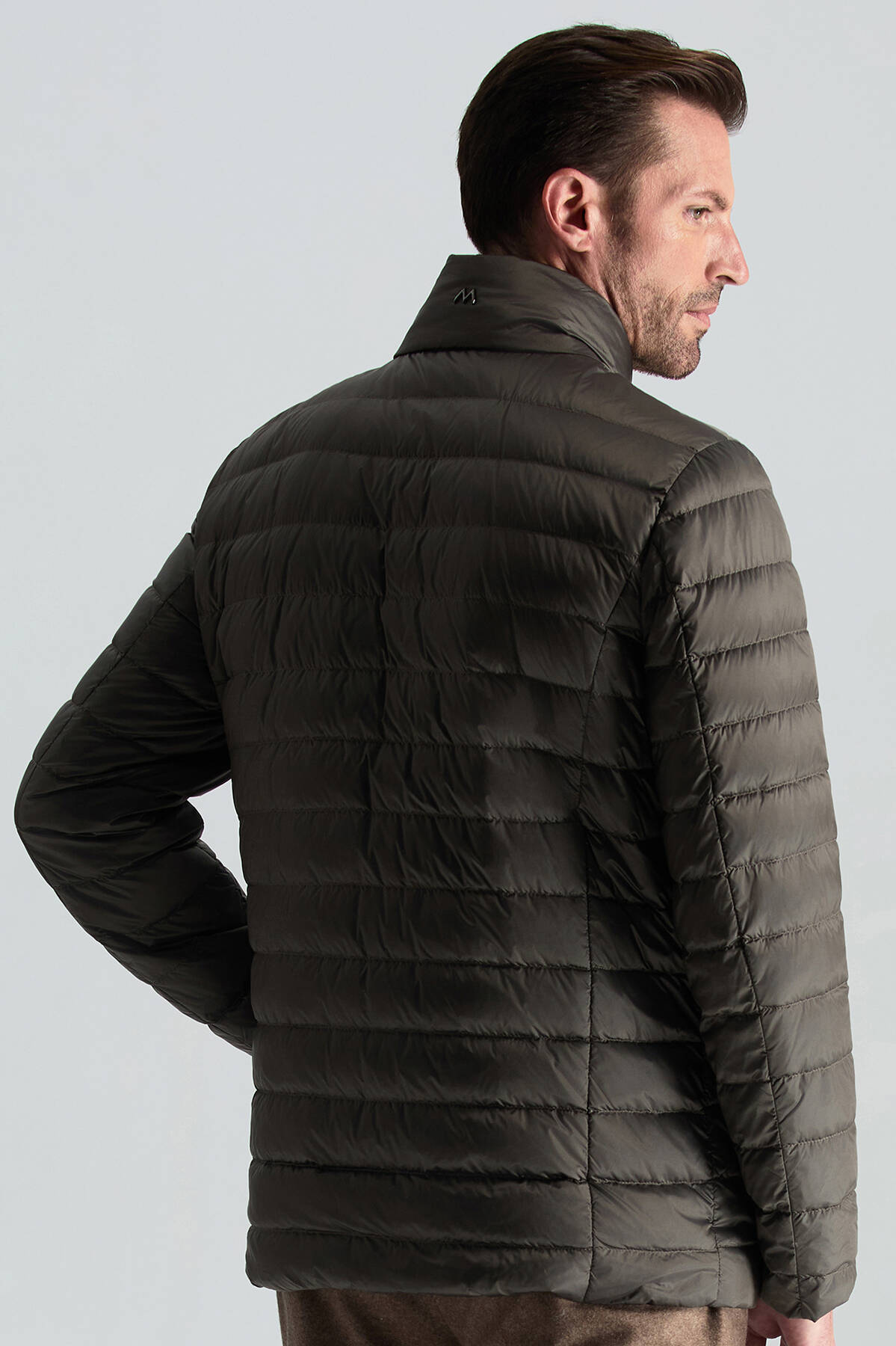 Kaz Tüyü Dolgulu Kahverengi İnce Spor Mont