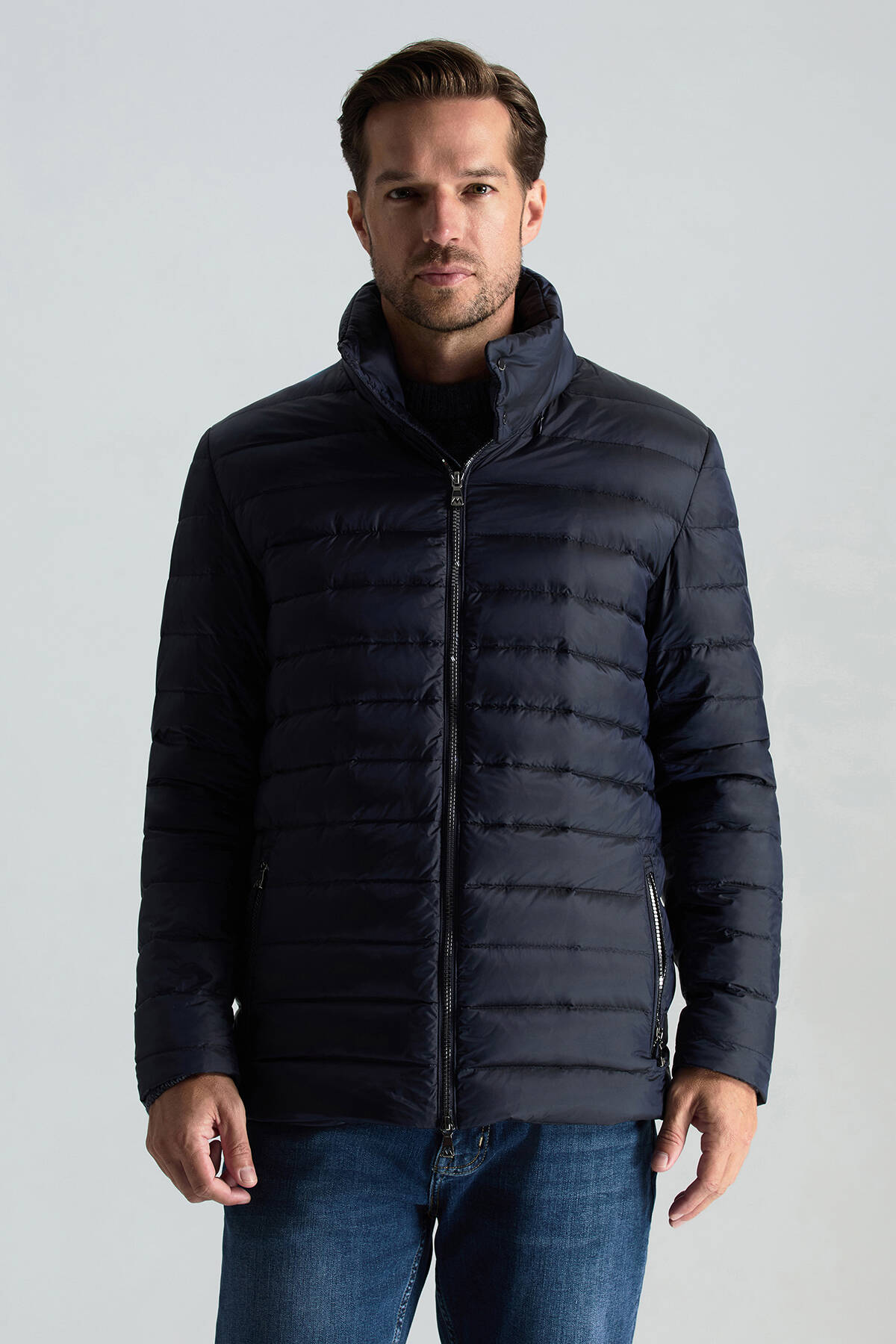 Kaz Tüyü Dolgulu Lacivert İnce Spor Mont