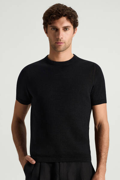 Keten Pamuk Karışım Bisiklet Yaka Siyah Triko T-Shirt