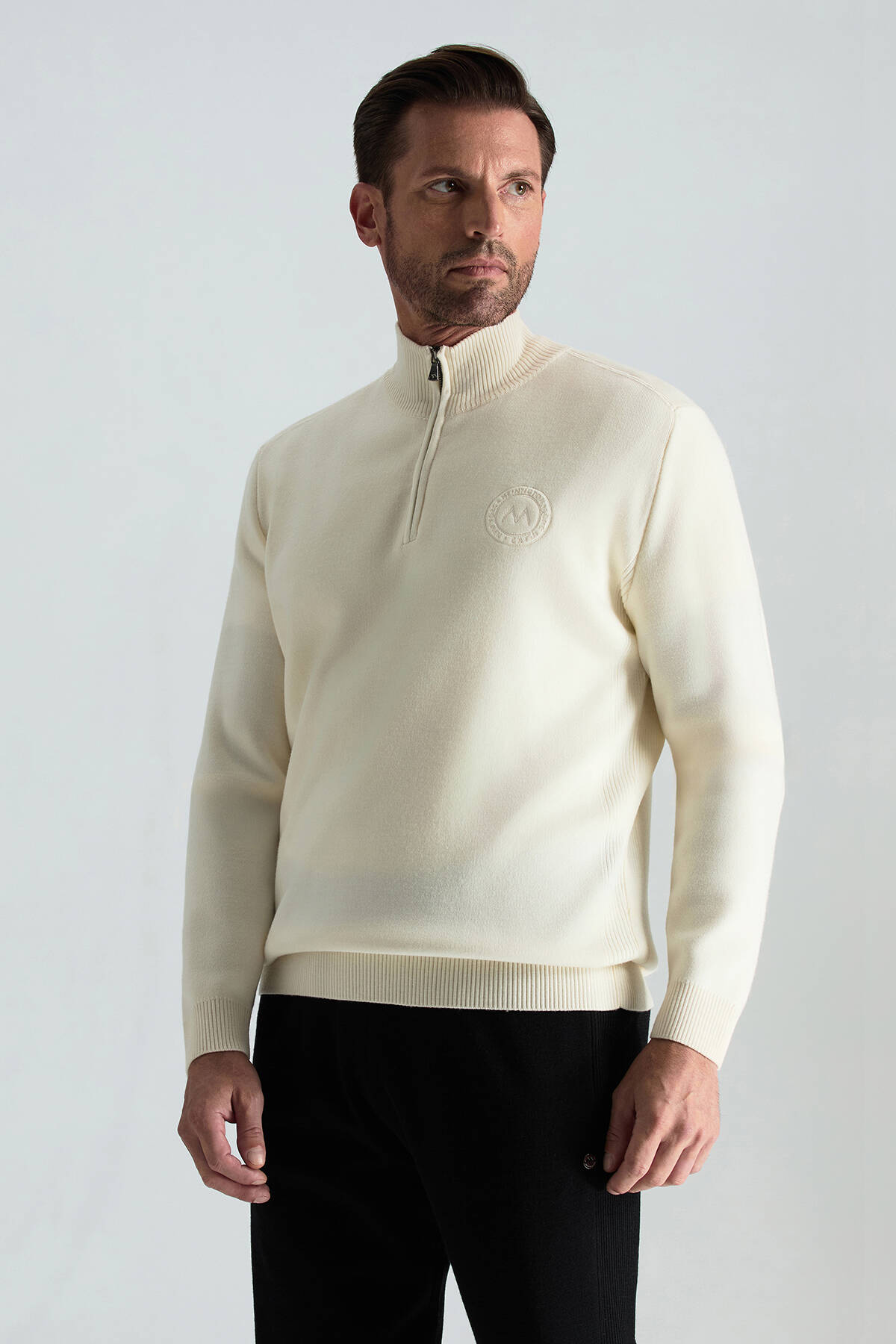 Kırık Beyaz Fermuarlı Merino Yün Activewear Triko