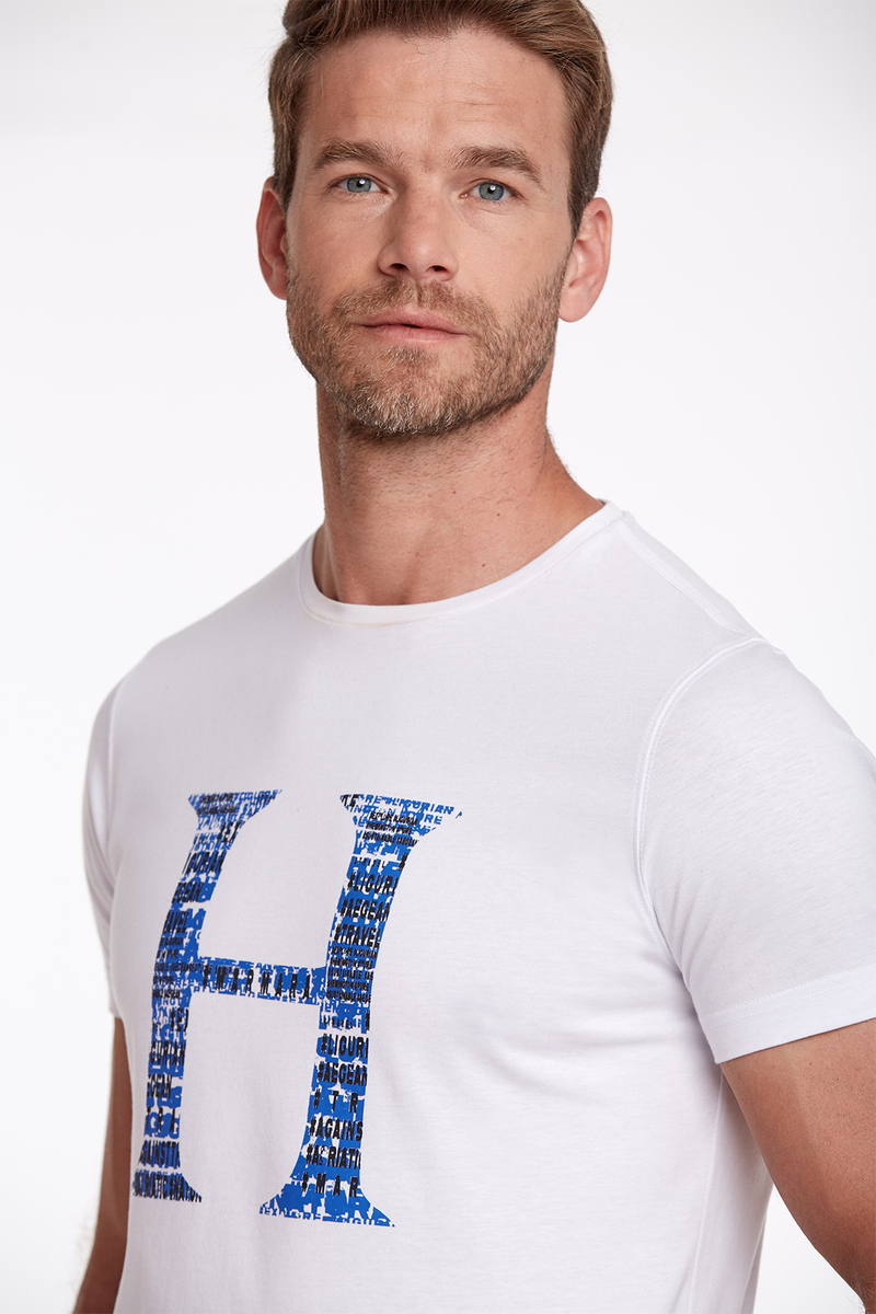 Hemington Logo Baskılı Kırık Beyaz Bisiklet Yaka Pamuk T-Shirt. 2 Hemington Logo Baskılı Kırık Beyaz Bisiklet Yaka Pamuk T-Shirt. 2