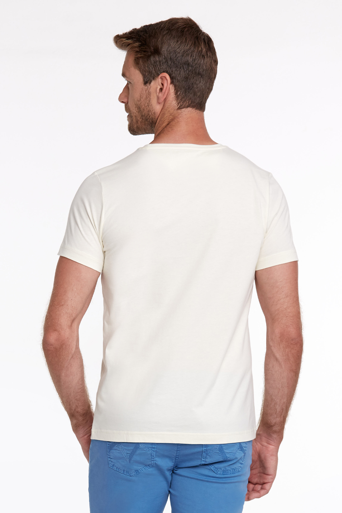 Logolu Bisiklet Yaka Kırık Beyaz T-Shirt
