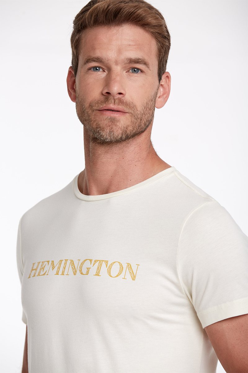 Hemington Logolu Bisiklet Yaka Kırık Beyaz T-Shirt. 5