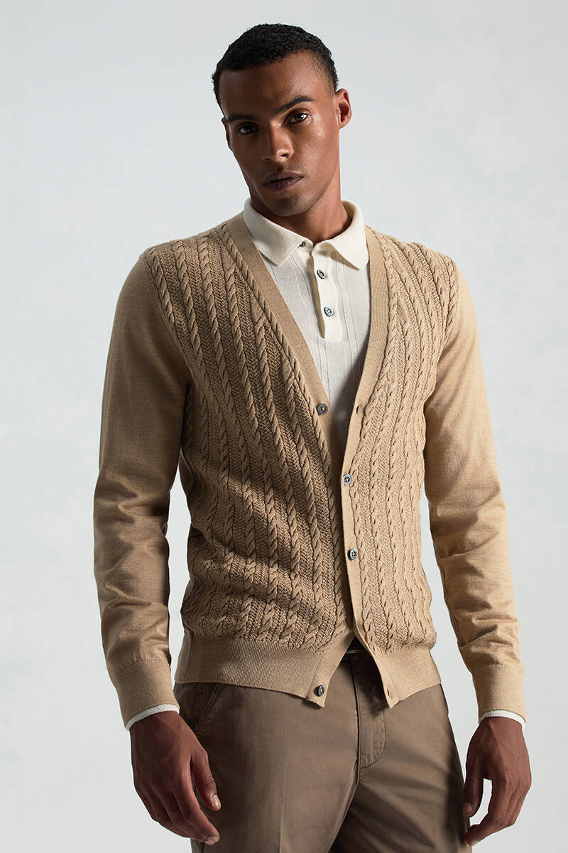 Merino Yün İpek Karışım Örgü Desenli Camel Düğmeli Hırka