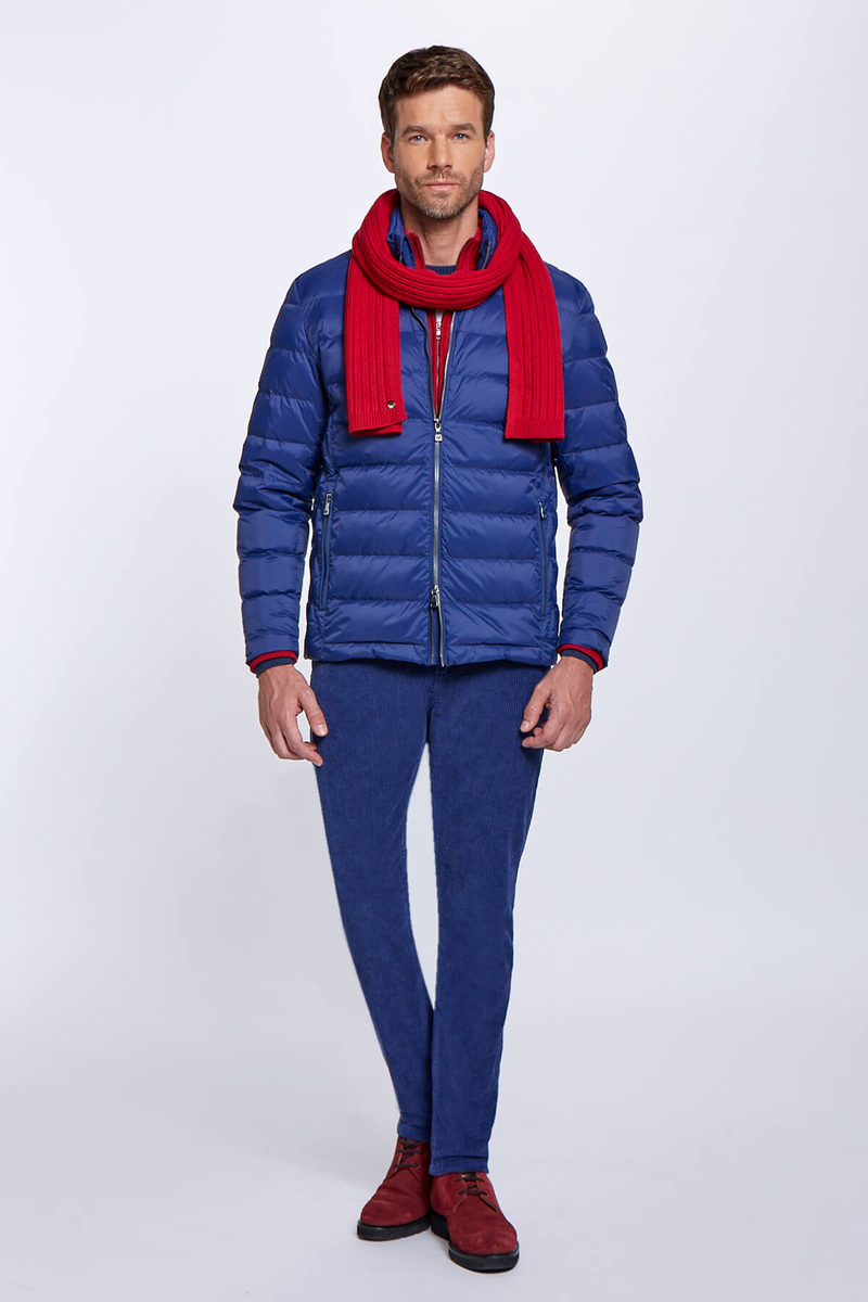 Hemington Merino Yün Kırmızı Atkı. 4 Hemington Merino Yün Kırmızı Atkı. 4
