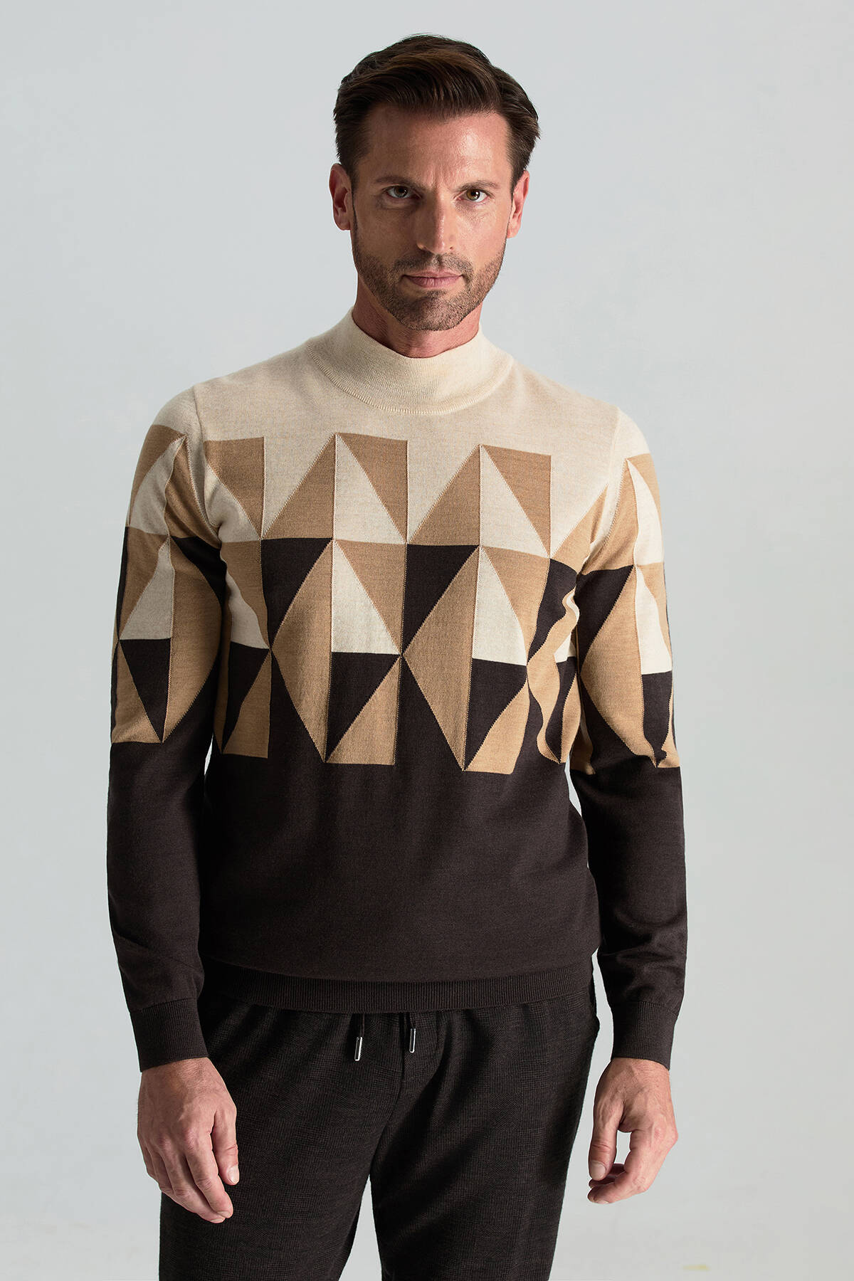 Merino Yün Lupetto Yaka Desenli Kahverengi Triko