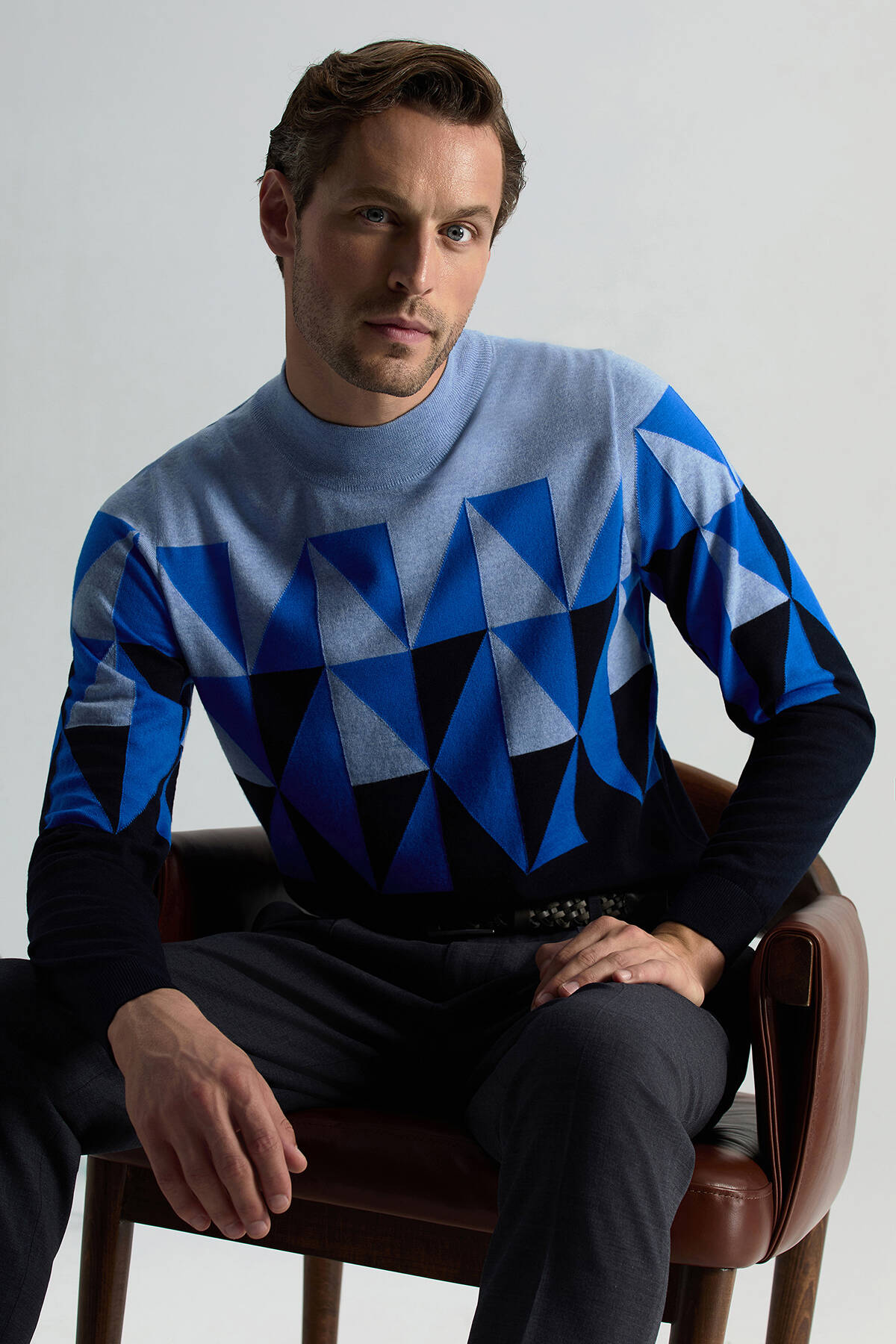 Merino Yün Lupetto Yaka Desenli Lacivert Triko