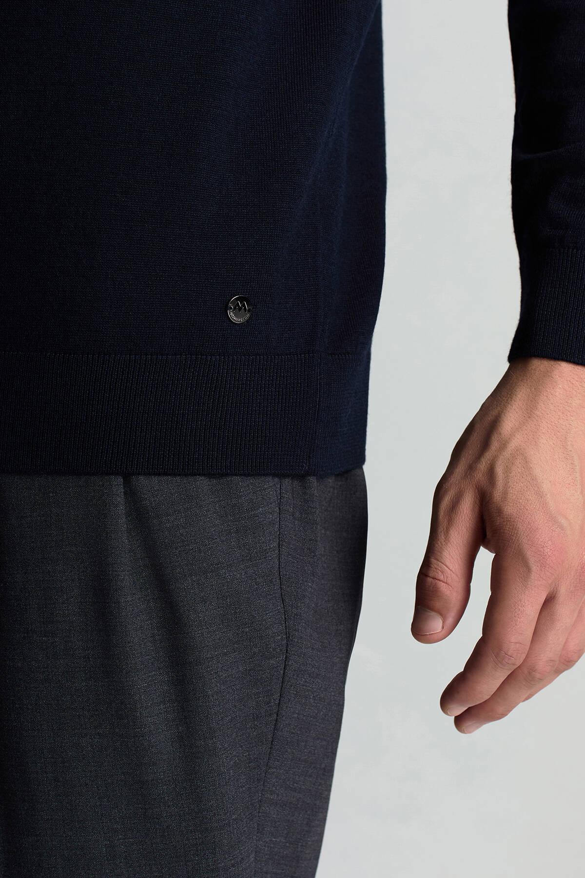 Merino Yün Lupetto Yaka Desenli Lacivert Triko