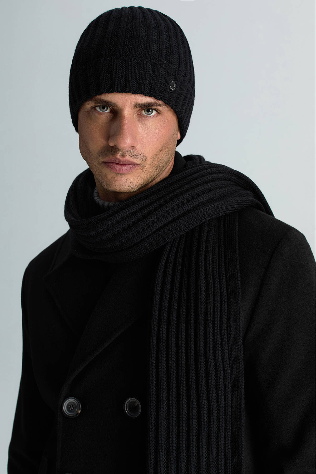 Örgü Desenli Siyah Merino Yün Su İtici Bere