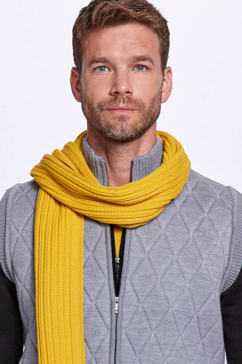 Hemington Merino Yün Sarı Atkı. 4 Hemington Merino Yün Sarı Atkı. 4