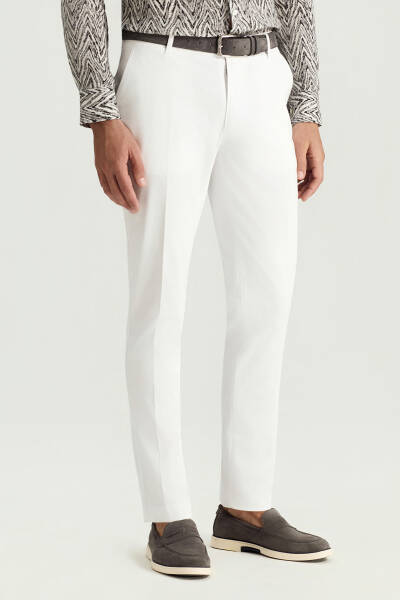 Pamuk Karışım Beyaz Yazlık Chino Pantolon