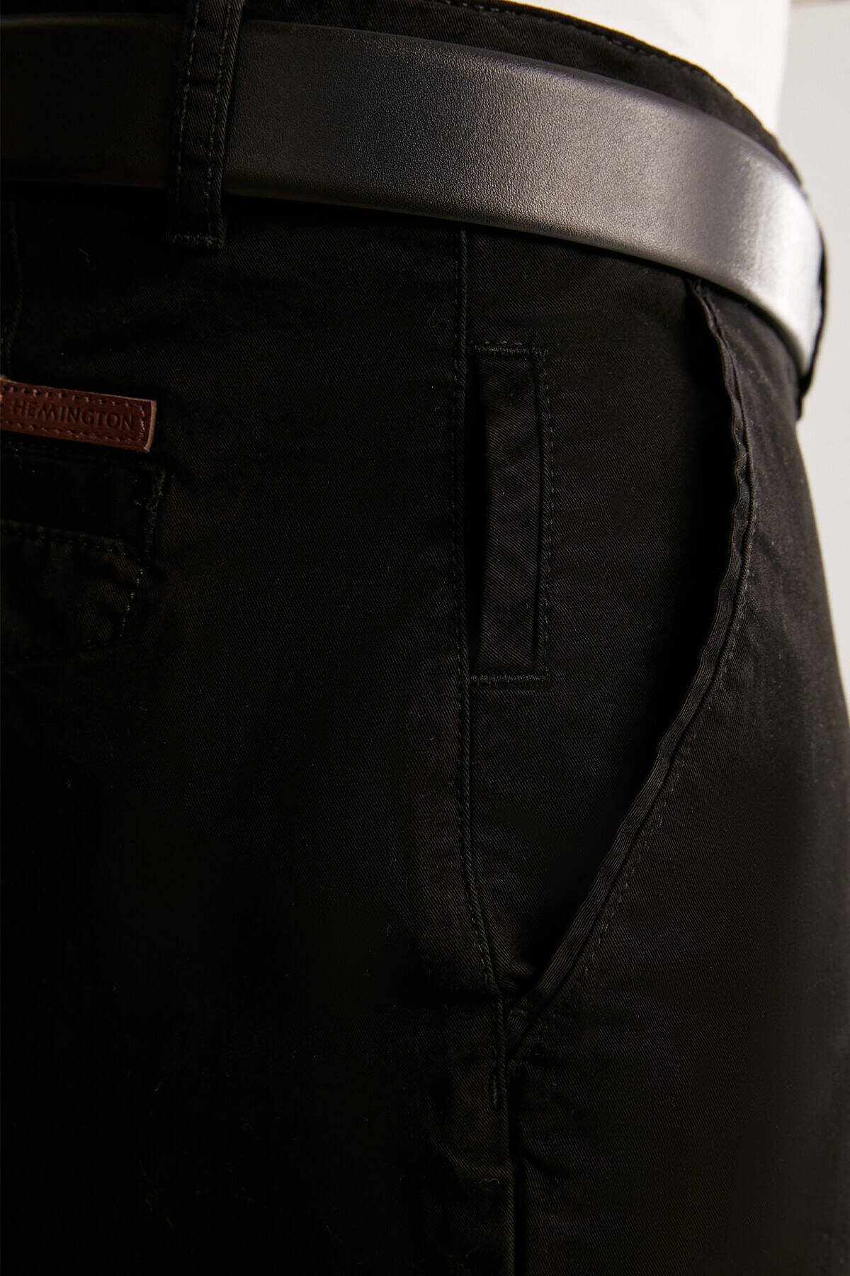 Pamuklu Siyah Regular Fit Chino Pantolon