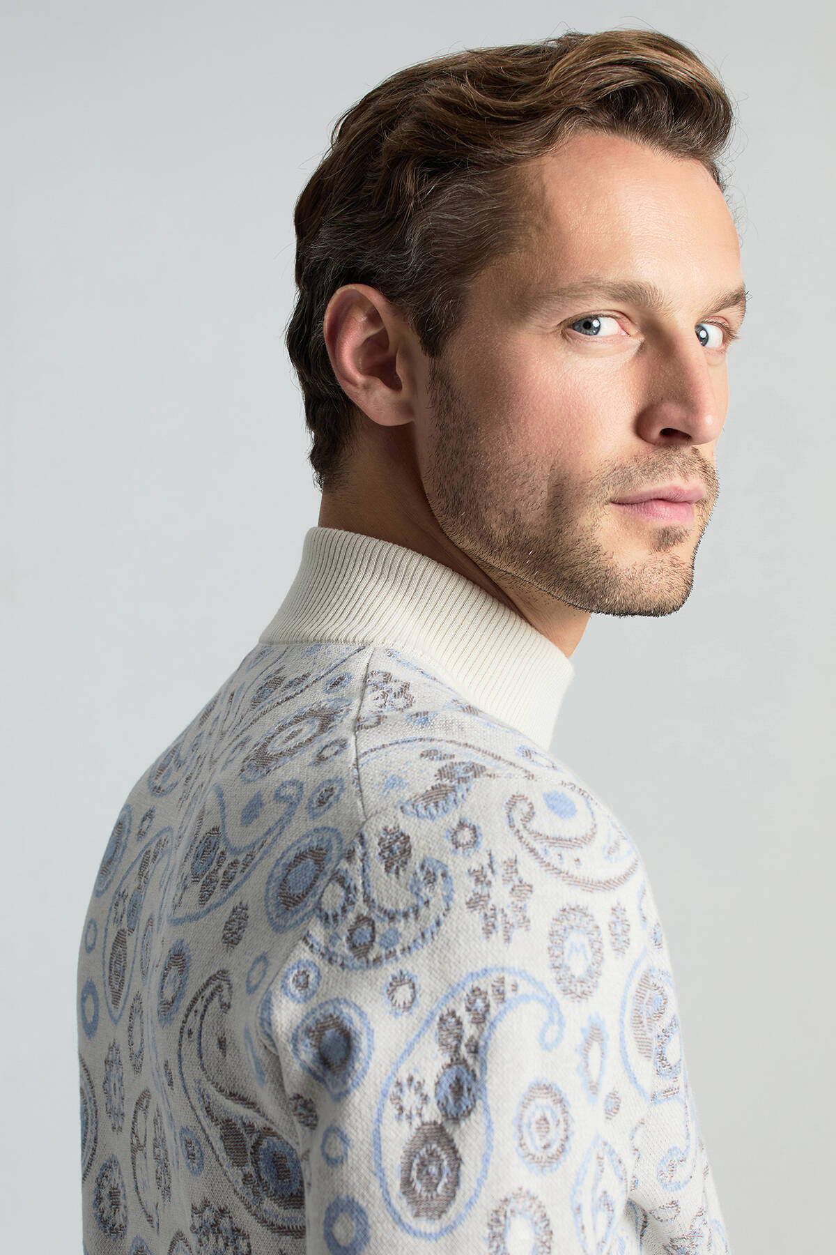 Saf Kaşmir Paisley Desen Lupetto Yaka Ekru Kazak