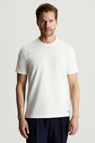 Saf Pamuk Bisiklet Yaka Beyaz T-Shirt