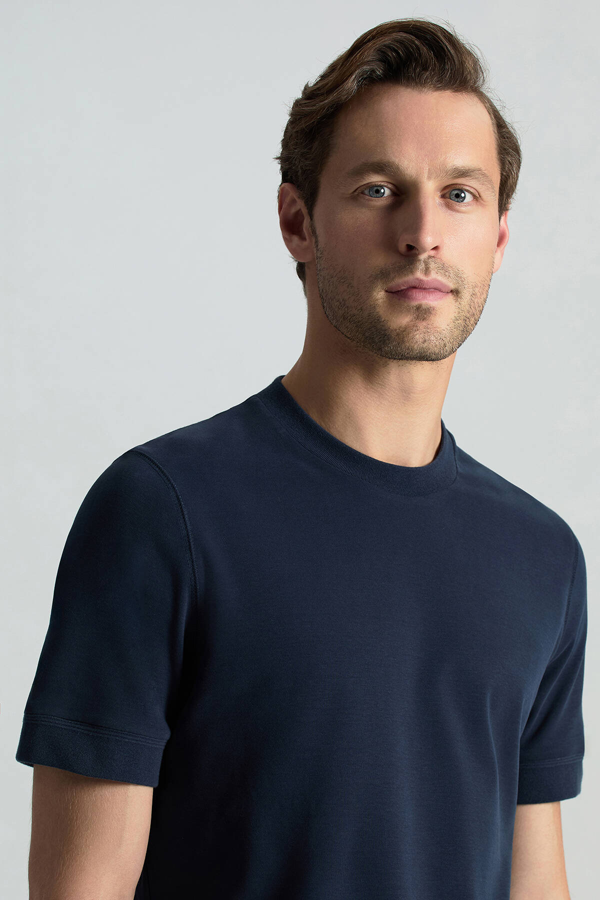 Saf Pamuk Bisiklet Yaka Lacivert Basic T-Shirt