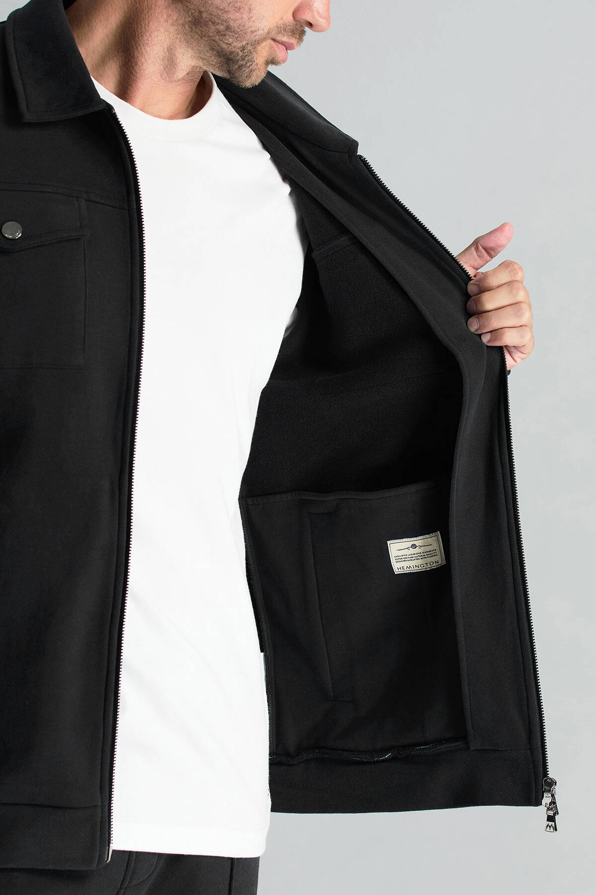 Saf Pamuk Metal Düğmeli Siyah Spor Ceket