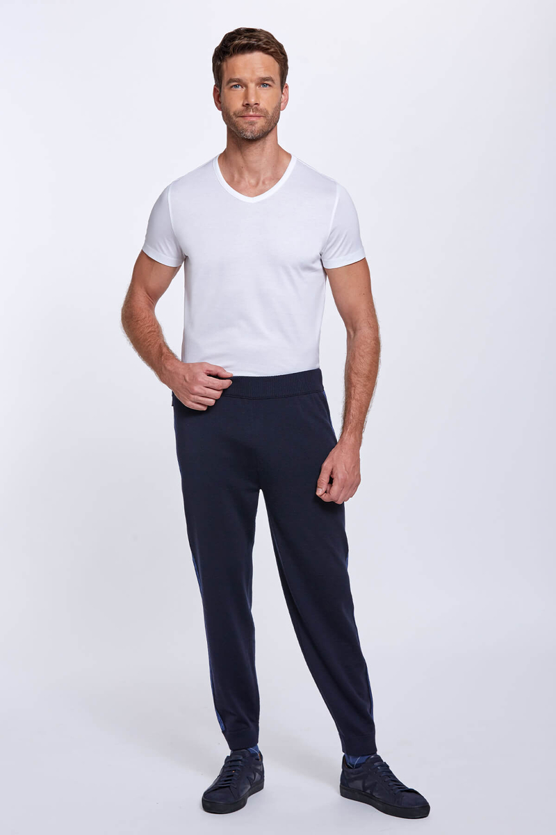 Hemington Şerit Detaylı Lacivert Merino Yün Triko Pantolon. 2 Hemington Şerit Detaylı Lacivert Merino Yün Triko Pantolon. 2