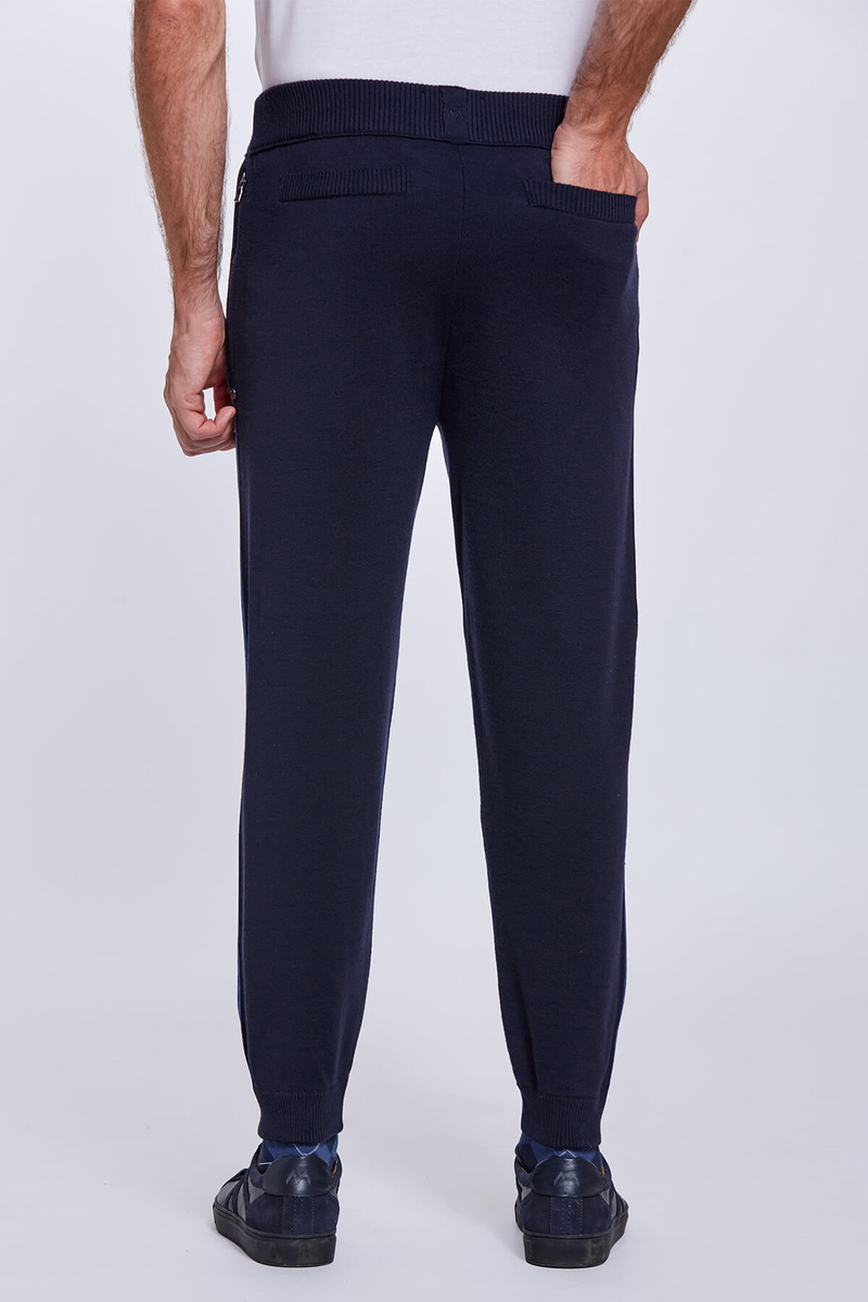 Hemington Şerit Detaylı Lacivert Merino Yün Triko Pantolon. 4 Hemington Şerit Detaylı Lacivert Merino Yün Triko Pantolon. 4