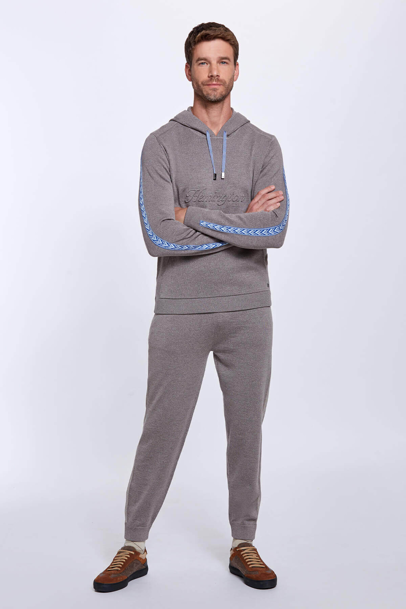 Hemington Şerit Detaylı Logolu Kapüşonlu Kum Rengi Triko Hoody. 2 Hemington Şerit Detaylı Logolu Kapüşonlu Kum Rengi Triko Hoody. 2