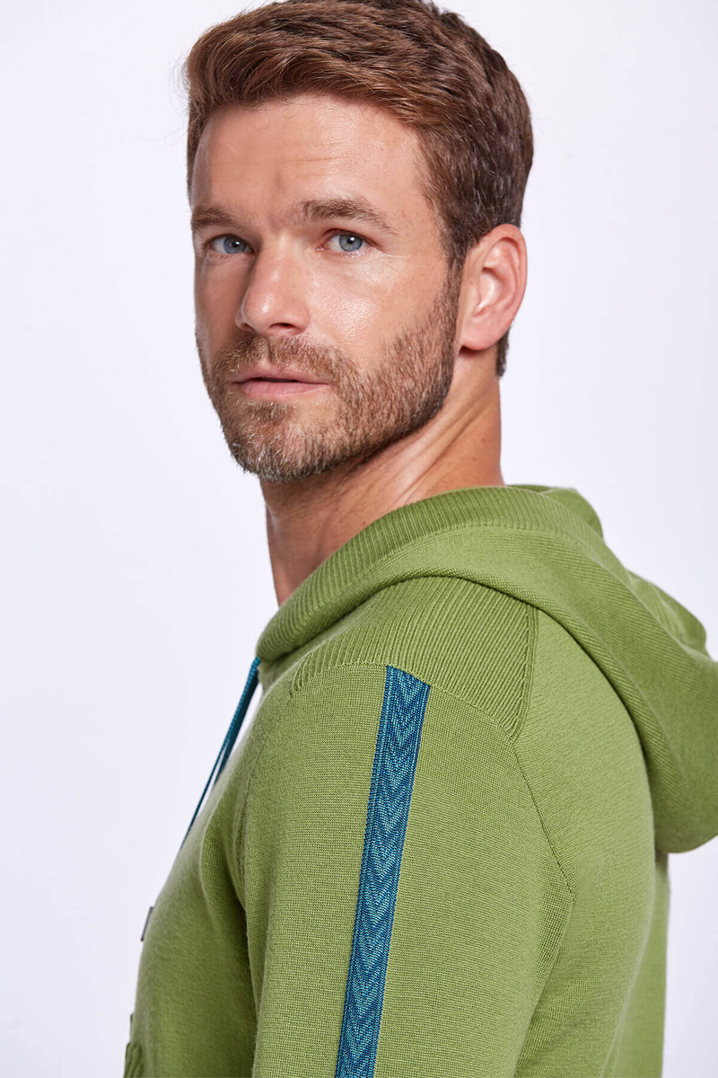 Hemington Şerit Detaylı Logolu Kapüşonlu Yeşil Triko Hoody. 6 Hemington Şerit Detaylı Logolu Kapüşonlu Yeşil Triko Hoody. 6