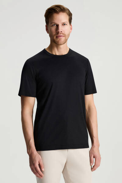 Supima Pamuk Bisiklet Yaka Tencel Siyah T-Shirt