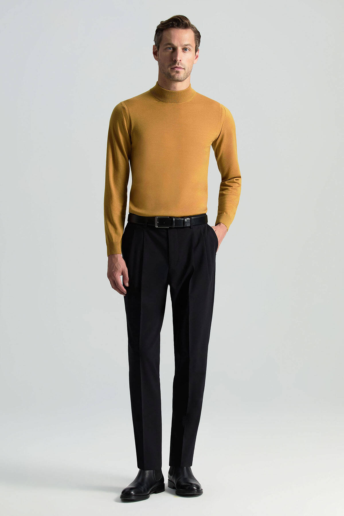 Yün Karışımlı Bağcık Detaylı Siyah Chino Jogger Pantolon